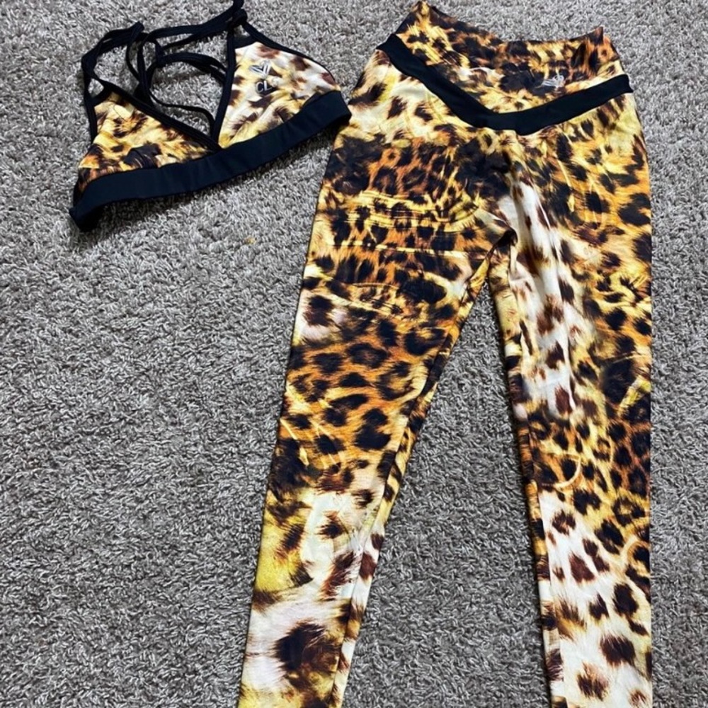 Cls sports wear set